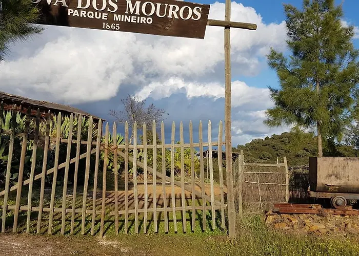 Monte Ferrarias * Mesquita