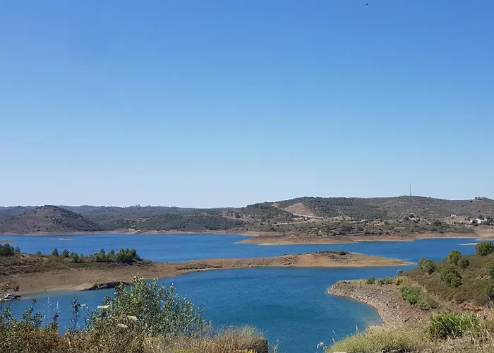 Сasa de vacaciones Monte Ferrarias Mesquita